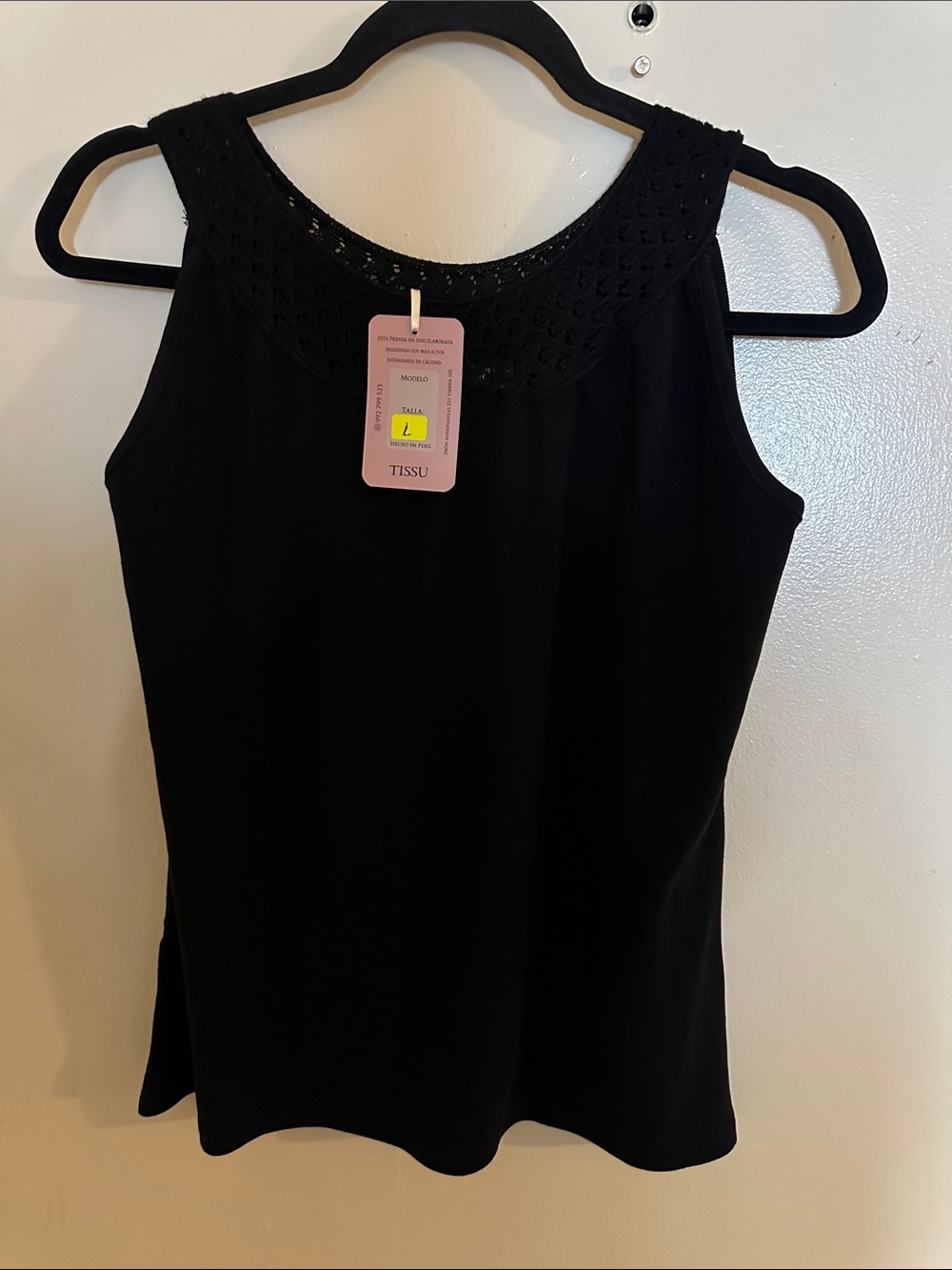 NWT TISSU Black Knit Lace Trim Tank Top Round Neck Sleeveless Women's L
